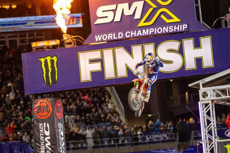 Tomac se quedó con Seattle y el campeonato arde en el SMX 2026