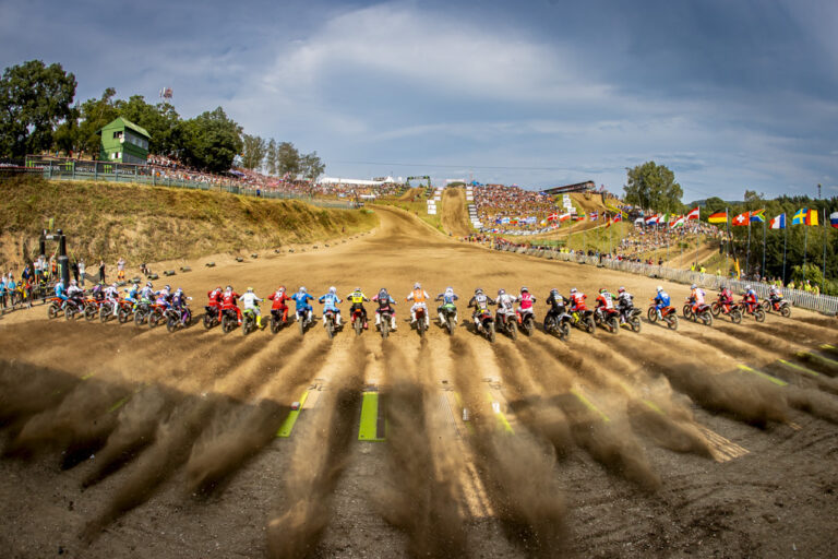 Herlings y Farres marcan el camino desde Loket tras el MXGP de la República Checa!