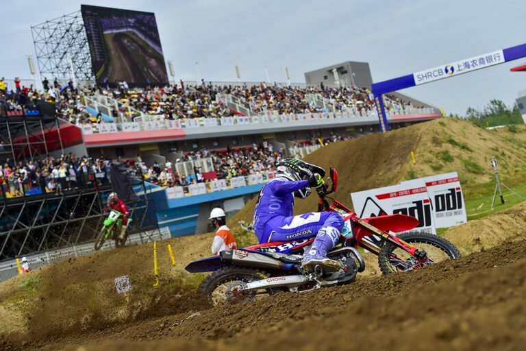 Herlings y McLellan hacen magia en el Oriental Beauty Valley MXGP de China
