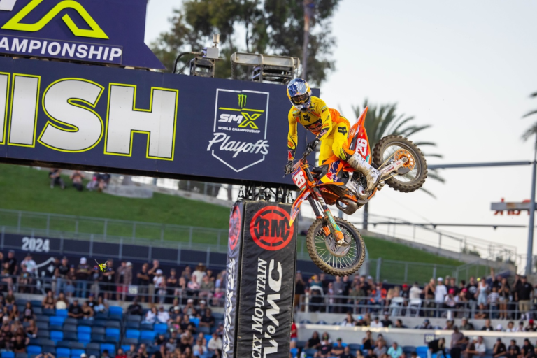 Que opinión tienen los riders de USA sobre el SMX y sus pistas?